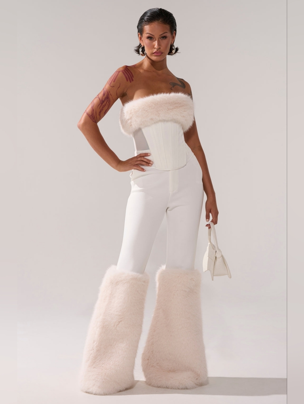 ⚡️SALE Today Only 7/28.          Faux Fur Trim White Corset And Wide-Leg Pants